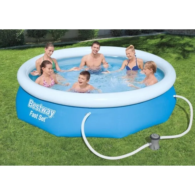 Błękitny basen ogrodowy rozporowy o pojemności 3800 litrów