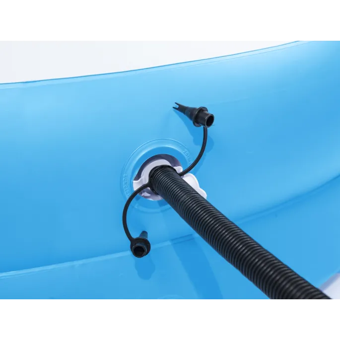 Widok na prostokątny basen Bestway 262 x 157 x 46 cm na trawie