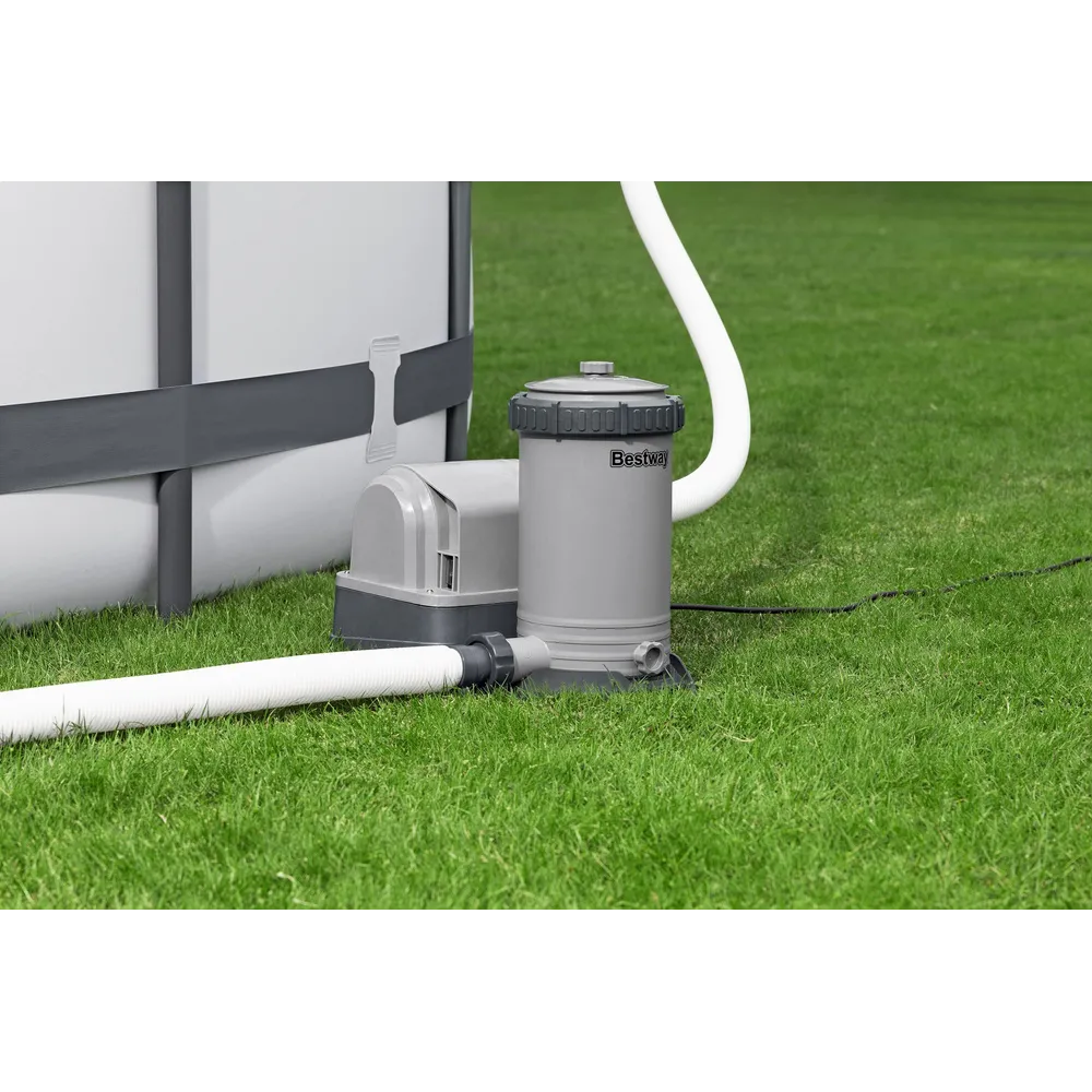 Łatwa w montażu pompa filtrująca z kompletem akcesoriów do basenu