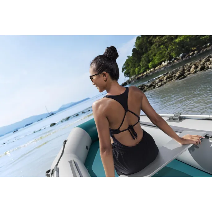 Bestway 65049 w trakcie rodzinnej wyprawy na wodzie