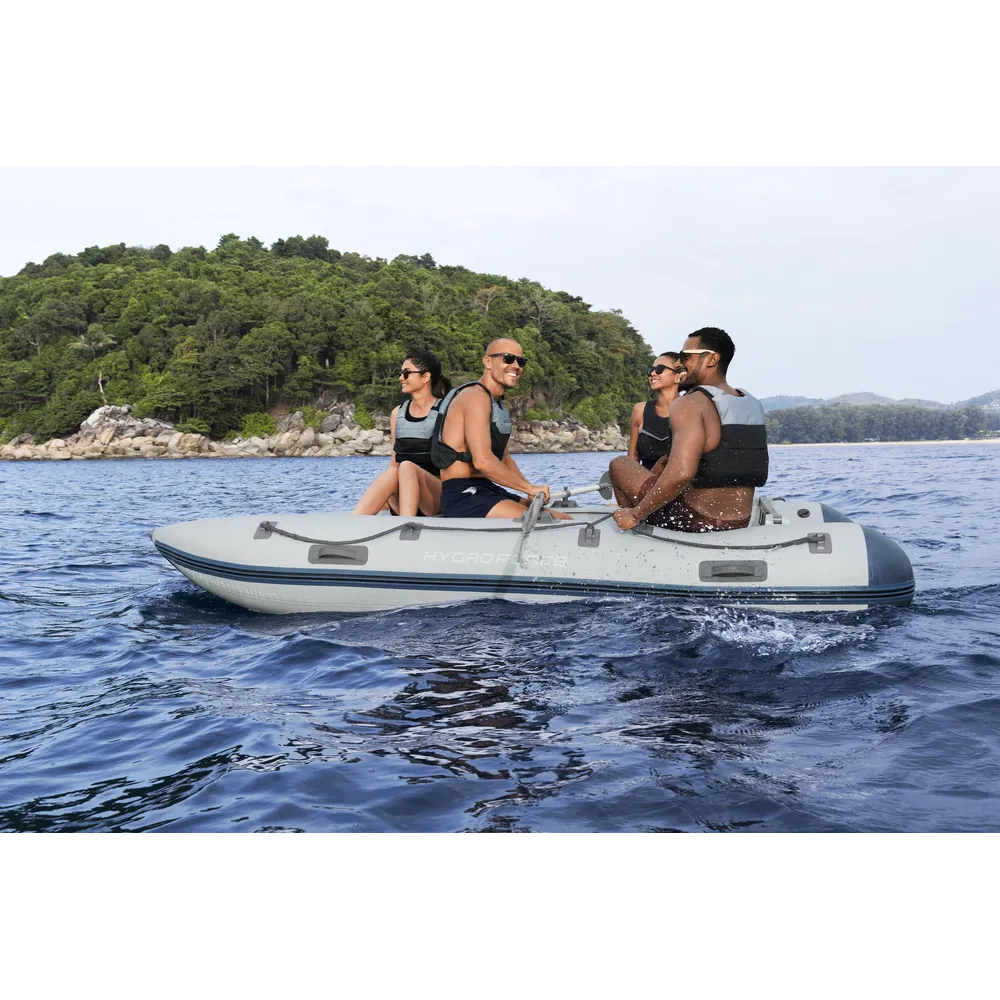 Wytrzymały ponton dmuchany na aktywność rodzinną