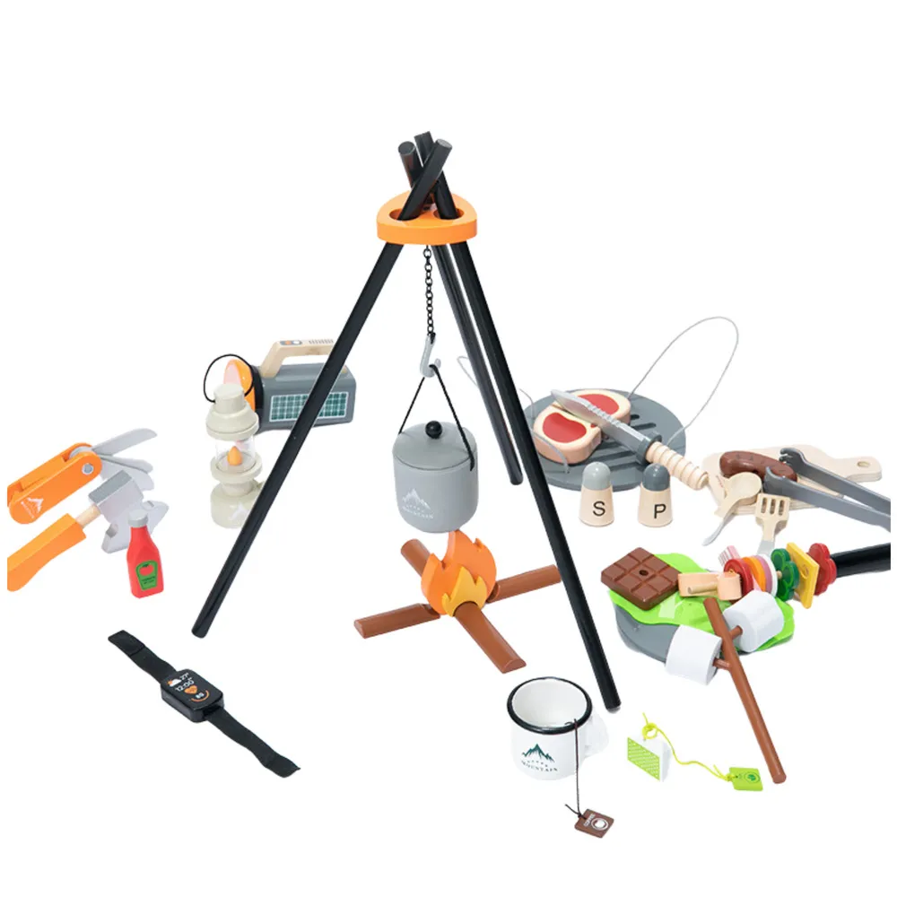 Kompletny zestaw ogniskowy z zabawkowym jedzeniem i kuchnią obozową