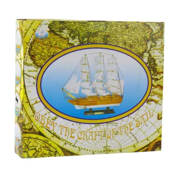 Stylowa dekoracja marynistyczna przedstawiająca trójmasztowiec na prezent