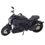 Model motocykl sportowy 1:12 z efektami świetlnymi LED na białym tle