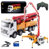 Zdalnie sterowana żółta ciężarówka betonowa Huina 1:18 na białym tle