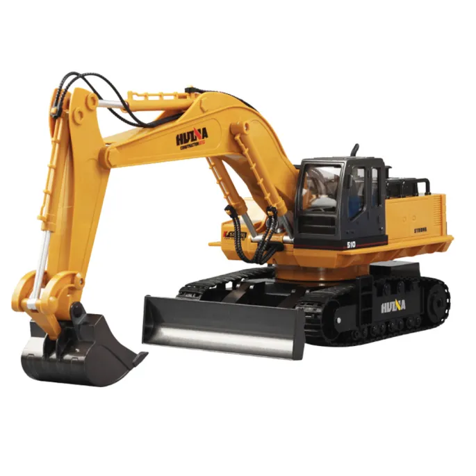 Obrotowa koparka zdalnie sterowana Huina podczas pracy na piasku