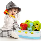 Bezpieczny młotek i kolorowe zwierzątka w grze Whack-A-Mole dla dzieci