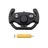 Zabawkowa łódź RC z solidnego tworzywa i PCV na jeziorze