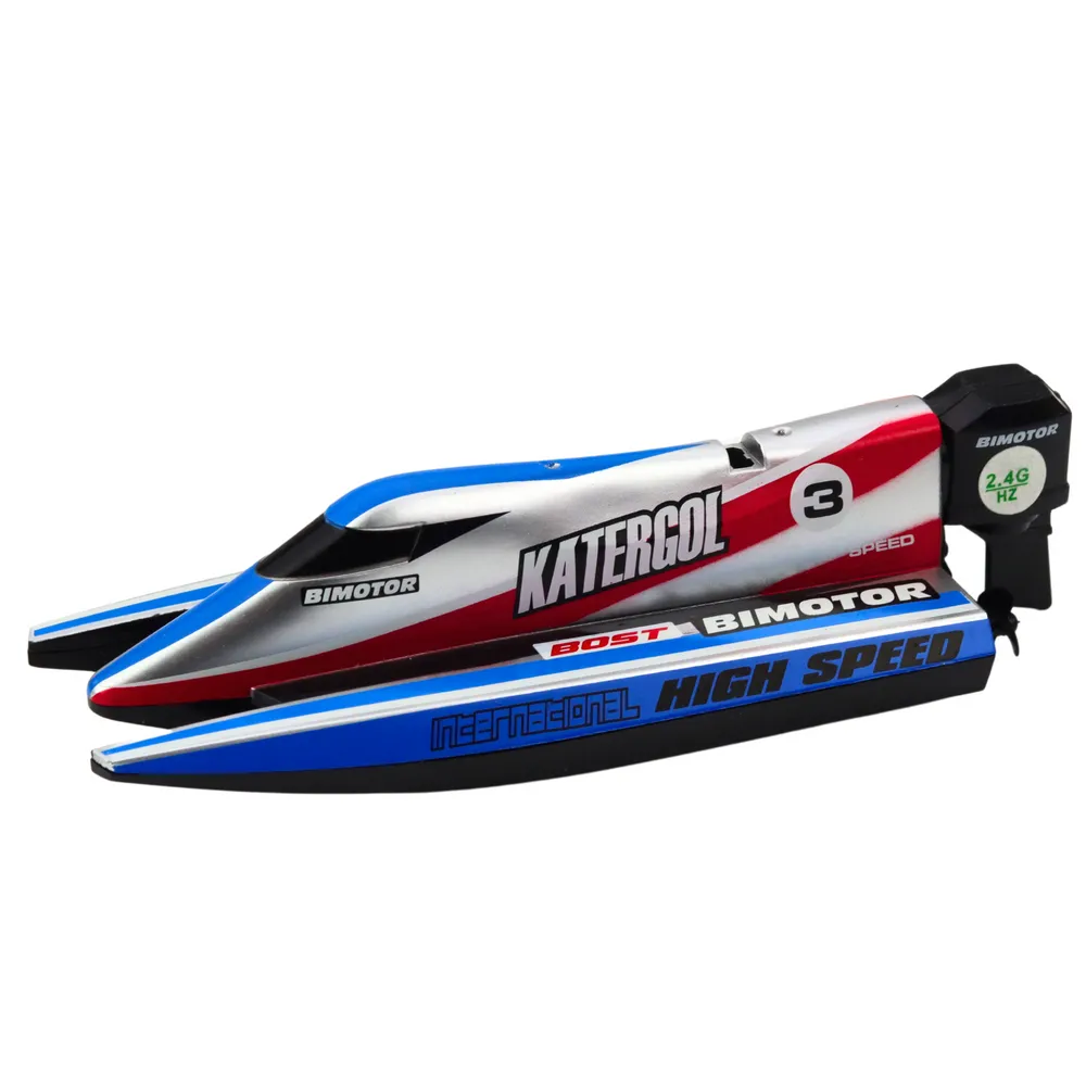 Kompaktowa motorówka RC 14cm prezentowana w ogrodowym basenie