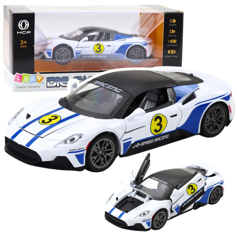 Biały samochód metalowy sportowy w skali 1:22 na tle neutralnym