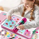 Funkcjonalny pamiętnik ze skrytką i bezpiecznym systemem zamykania