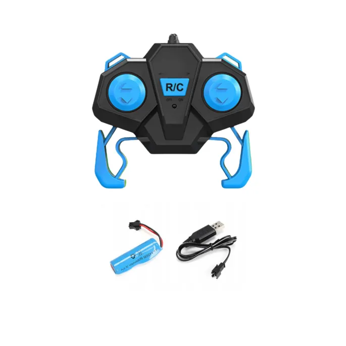 Samochód RC do akrobacji na zewnątrz, widok na dynamiczne przewroty