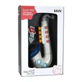 Dziecko bawiące się zabawkowym saksofonem interaktywnym