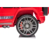 Atrakcyjny czerwony pojazd na akumulator ze światłami Mercedes G63