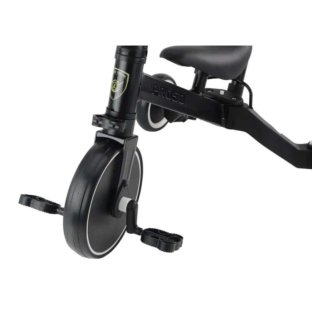 Regulowane siodełko rowerka PRO50 podczas użytkowania przez dziecko