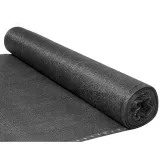 Siatka maskująca do ochrony prywatności na płocie z widocznym zacienieniem