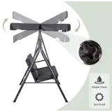 Huśtawka z wygodnym materacem na patio pod zadaszeniem