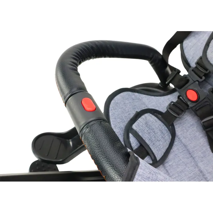 Szary rowerek trójkołowy PRO550 z regulowanymi podnóżkami, zdjęcie produktu