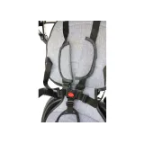 Trójkołowy rower PRO550 szary podczas spaceru w parku dla dzieci