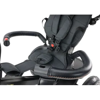 Prowadnica do kierowania rowerkiem trójkołowym dla rodzica