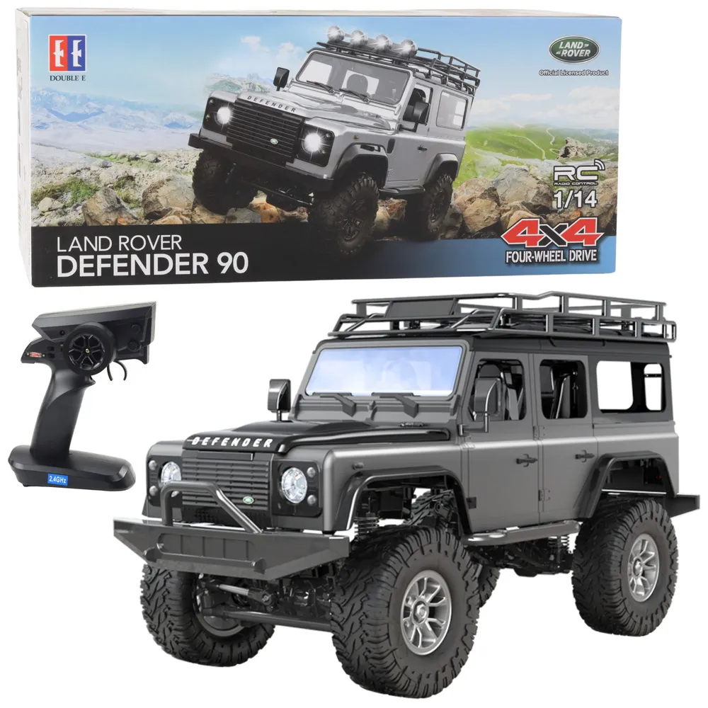 RC Land Rover Defender 90 w skali 1:14 na białym tle