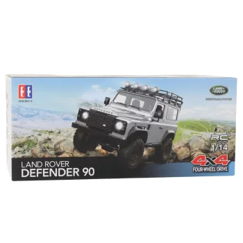 Pilot i samochód RC Land Rover Defender 90 gotowe do jazdy