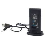 Samochód RC Pickup Truck w akcji na zewnątrz