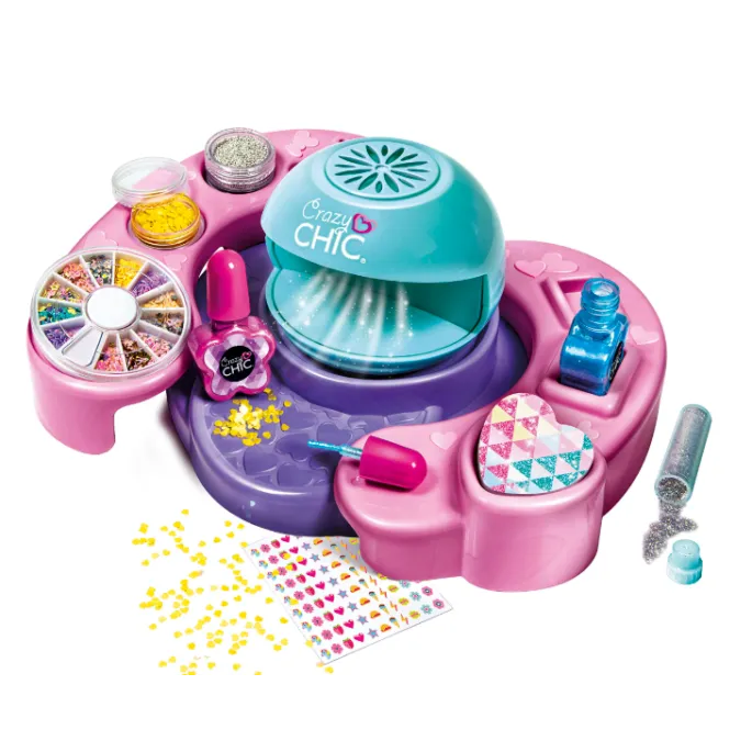 Kolorowe studio paznokci dla dziewczynek marki Clementoni 78771