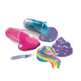 Dziecko tworzy kolorowego i brokatowego slime'a z zestawu Clementoni