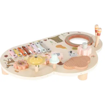 zestaw edukacyjny z bębenkiem, dzwonkiem i cymbałkami na drewnianym stoliku