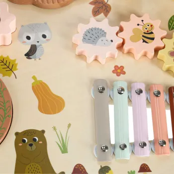 kolorowy edukacyjny stolik muzyczny z sensorycznymi elementami dla dzieci