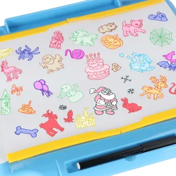 Rzutnik do rysowania z regulowaną wysokością i bogatą zawartością