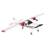 Proces ręcznego montażu elementów modelu samolotu RC Cessna 182