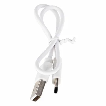 Detal przedniej części samochodu 1:32 przygotowanego do jazdy terenowej