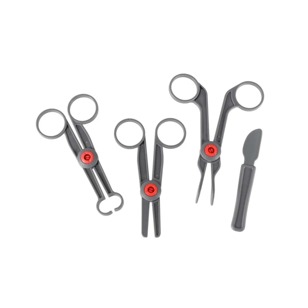 interaktywna zabawka stacja medyczna z bogatym wyposażeniem