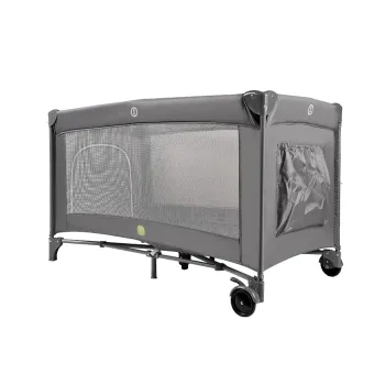 Wyposażenie zestawu: łóżeczko, materac i torba na akcesoria