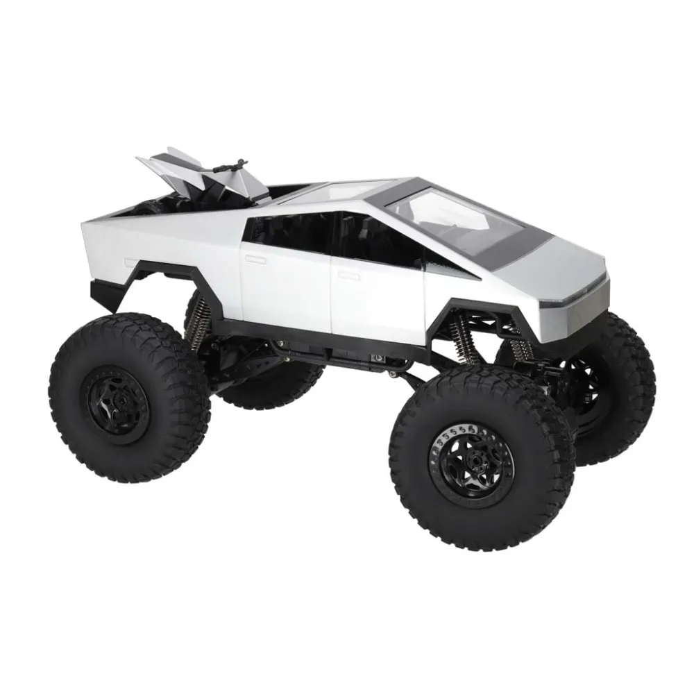 Pickup RC climbing vehicle z dużymi kołami terenowymi na dworze