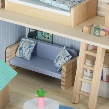 Domek w walizce z budą dla psa i drapakiem dla kota