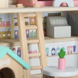 Ekologiczny domek w walizce z drewnianymi elementami dla maluchów