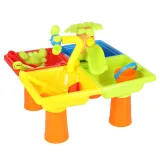 Kolorowy zestaw do zabawy w piasku i wodzie z młynkiem i łopatkami