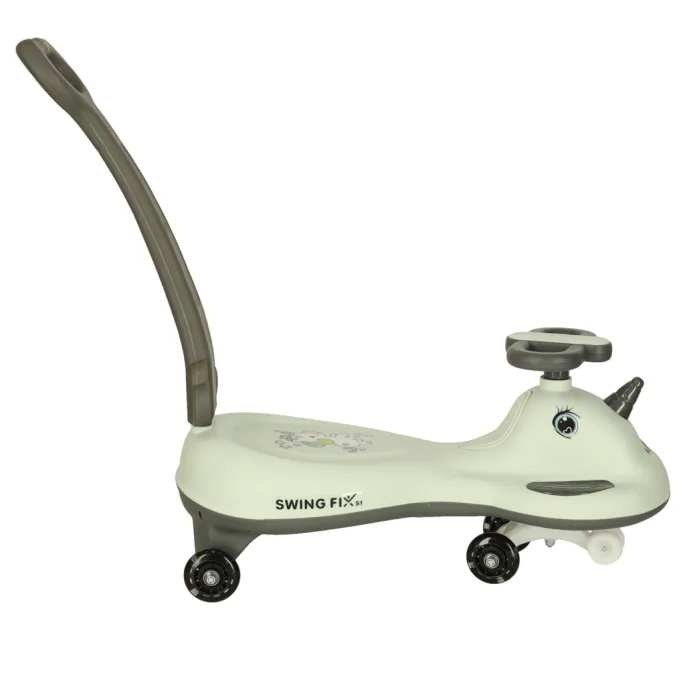 Widok z boku na szary jeździk dziecięcy Swing FIX S1 z rączką