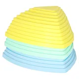 Sensoryczne kamienie rzeczne w pastelowych kolorach na podłodze