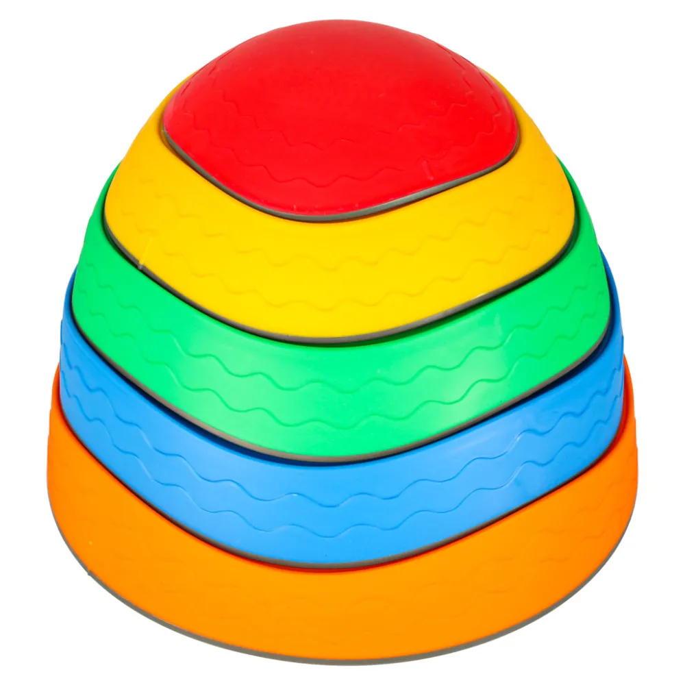 Różnokolorowe kamienie balansujące z unikalnymi fakturami