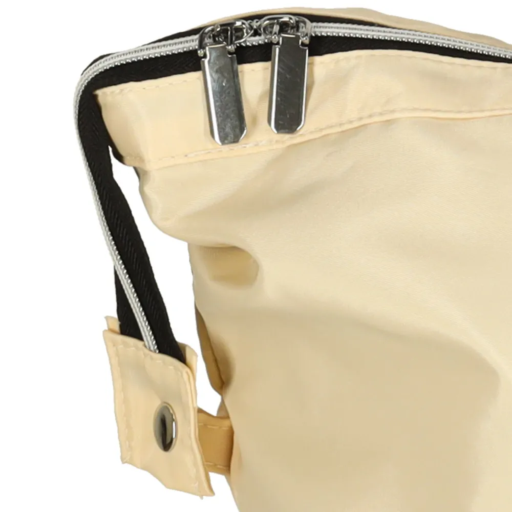 Nowoczesny zestaw torba i saszetki na pieluszki oraz akcesoria dziecięce