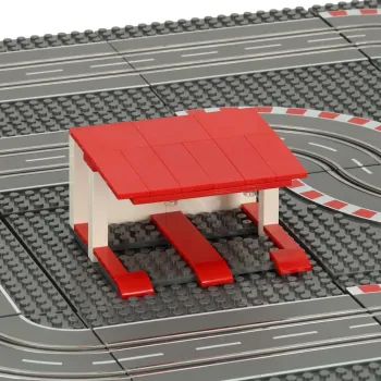 Kreatywny zestaw toru wyścigowego z klockami i dwoma kontrolerami