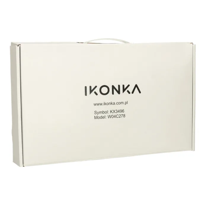 Drewniane tory z pociągiem, stacją i dekoracjami do układania