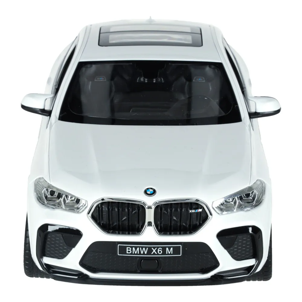 Zestaw zdalnie sterowany samochód i kontroler, gotowe do zabawy