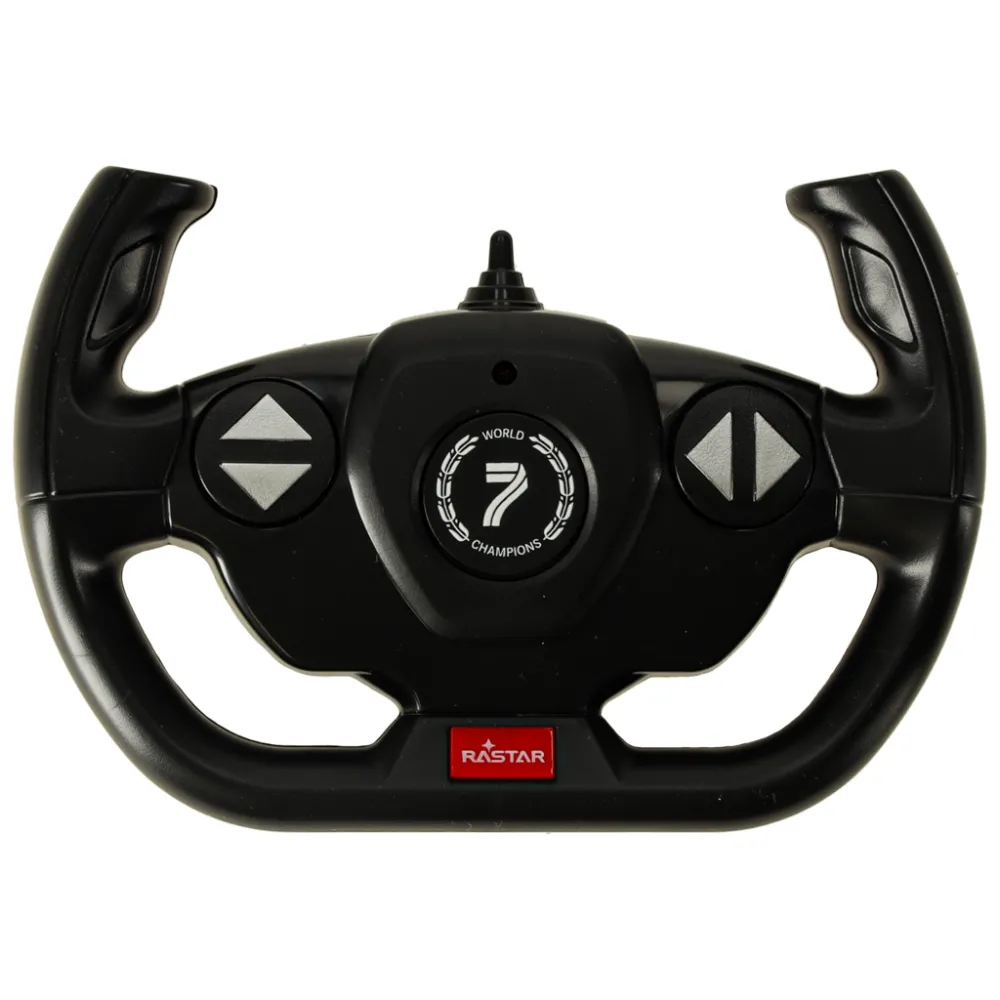 Samochód RC Mercedes F1 na tle białym, długość 48 cm