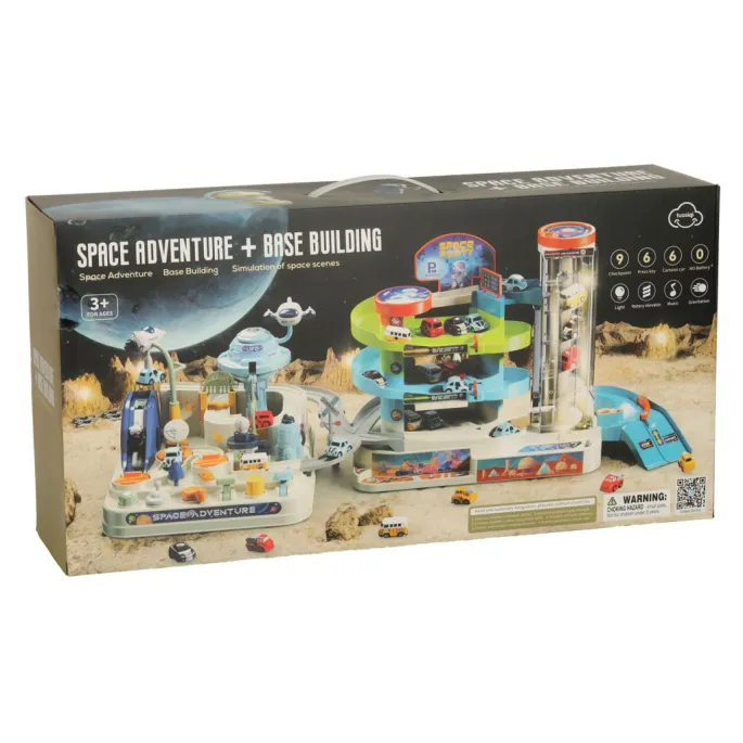 Zbliżenie na detale windy i interaktywnych elementów toru samochodowego