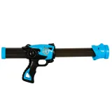 Wszystkie elementy gry: robot, pistolety, kulki na tle opakowania